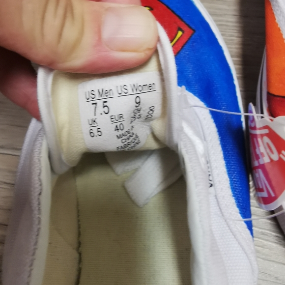 New!  Vans hand painted Superman shoes, w's 8 - Picture 2 of 6